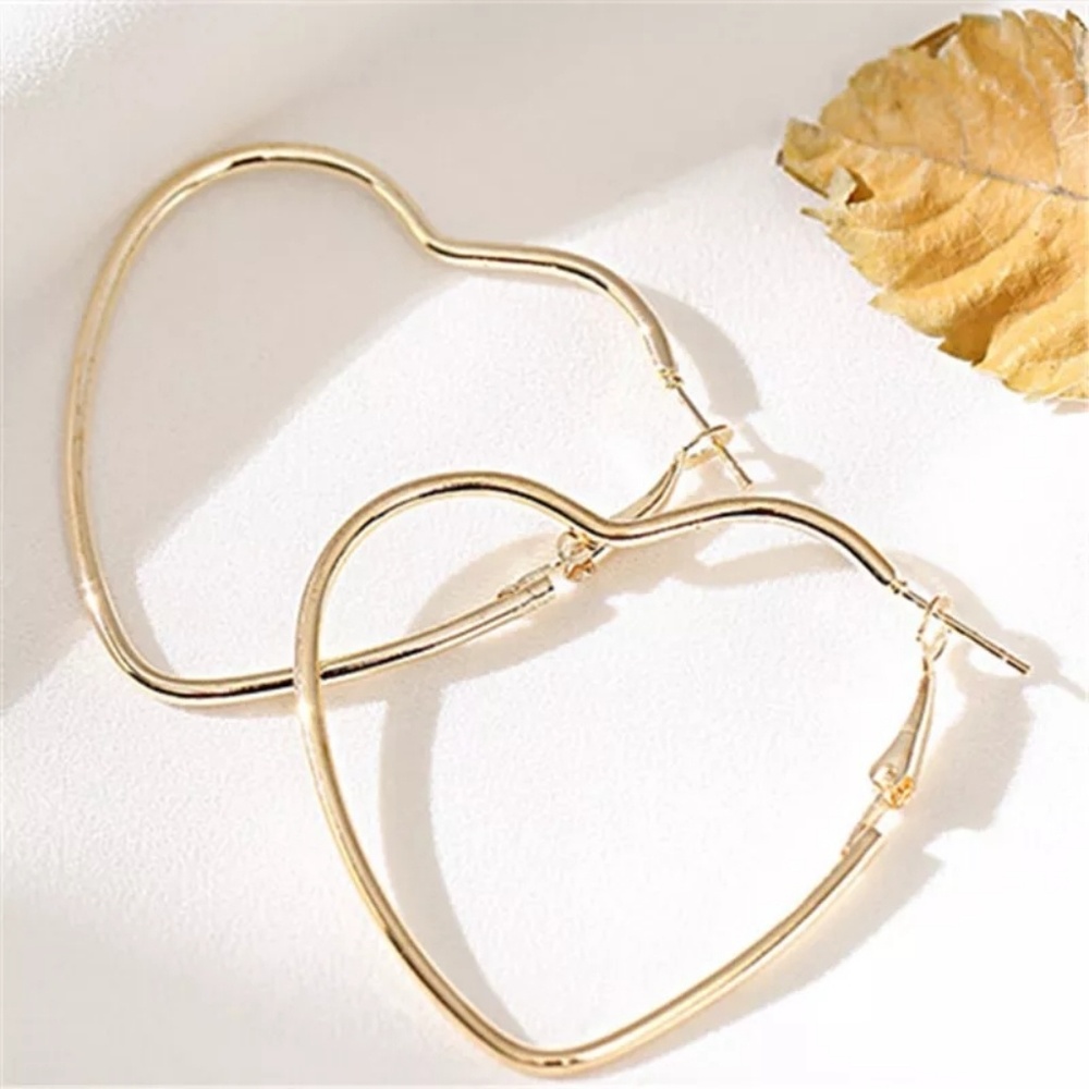 Heart Hoops - Picture 5 of 6